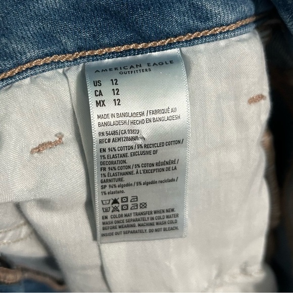 American‎ Eagle Outfitters Denim “Mom Shorts” Light Wash High Waist Womens 12 - Picture 5 of 5